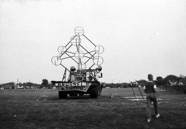 Carnival - Brussel's Atomics Ride 1958